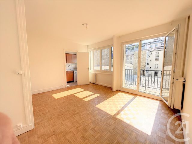 Appartement F2 à vendre - 2 pièces - 34.66 m2 - PARIS - 75014 - ILE-DE-FRANCE - Century 21 Porte D'Orléans