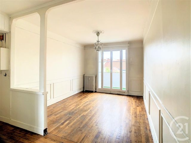 Appartement F2 à vendre - 2 pièces - 38.29 m2 - MONTROUGE - 92 - ILE-DE-FRANCE - Century 21 Porte D'Orléans