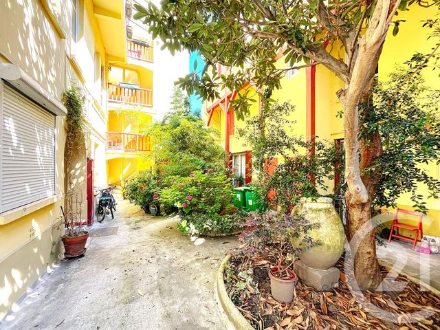 Appartement Atelier d'artiste à vendre - 3 pièces - 81.68 m2 - PARIS - 75014 - ILE-DE-FRANCE - Century 21 Porte D'Orléans