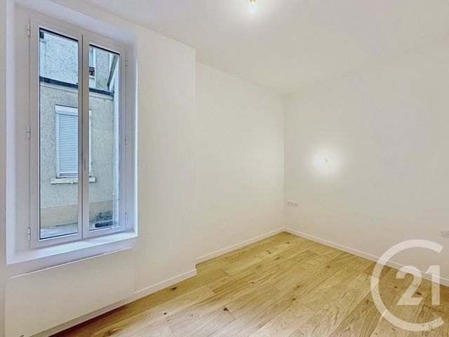 Appartement F4 à vendre - 4 pièces - 71.9 m2 - PARIS - 75019 - ILE-DE-FRANCE - Century 21 Porte D'Orléans