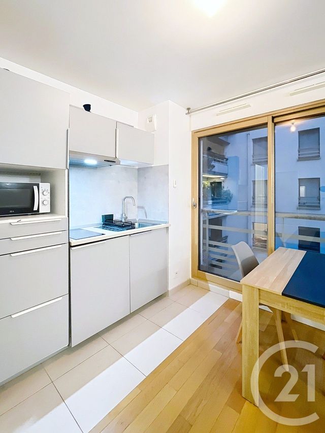 Appartement F1 à vendre - 1 pièce - 26.08 m2 - PARIS - 75014 - ILE-DE-FRANCE - Century 21 Porte D'Orléans