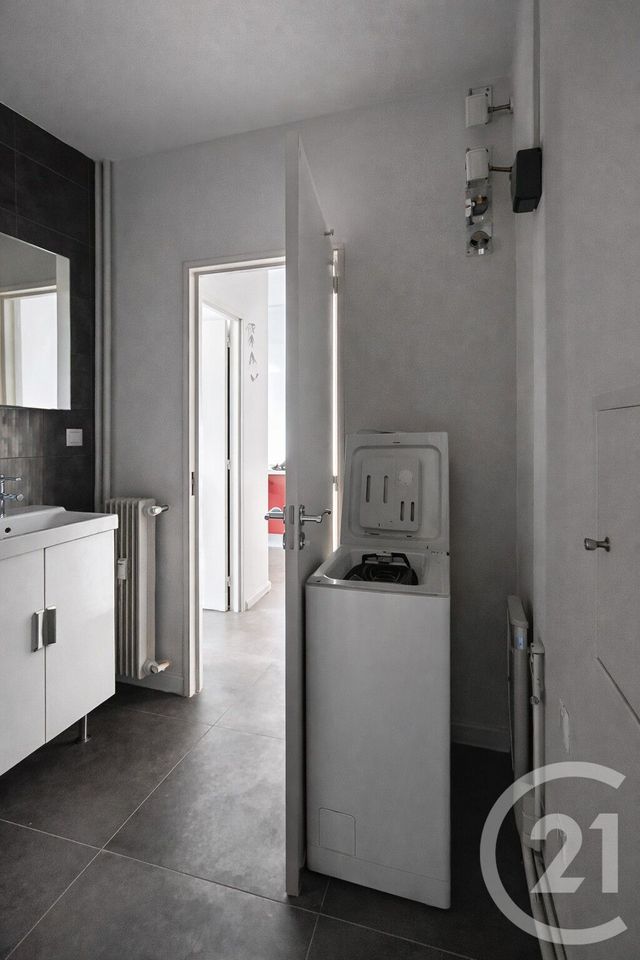 Appartement F2 à vendre - 2 pièces - 48.06 m2 - PARIS - 75014 - ILE-DE-FRANCE - Century 21 Porte D'Orléans