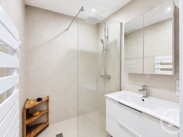Appartement F2 à vendre - 2 pièces - 41.19 m2 - PARIS - 75014 - ILE-DE-FRANCE - Century 21 Porte D'Orléans