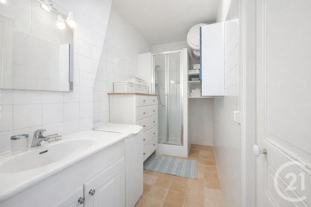 Appartement à vendre - 2 pièces - 43.44 m2 - PARIS - 75014 - ILE-DE-FRANCE - Century 21 Porte D'Orléans