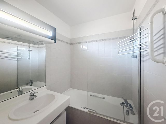 Appartement F3 à vendre - 3 pièces - 72.46 m2 - PARIS - 75014 - ILE-DE-FRANCE - Century 21 Porte D'Orléans