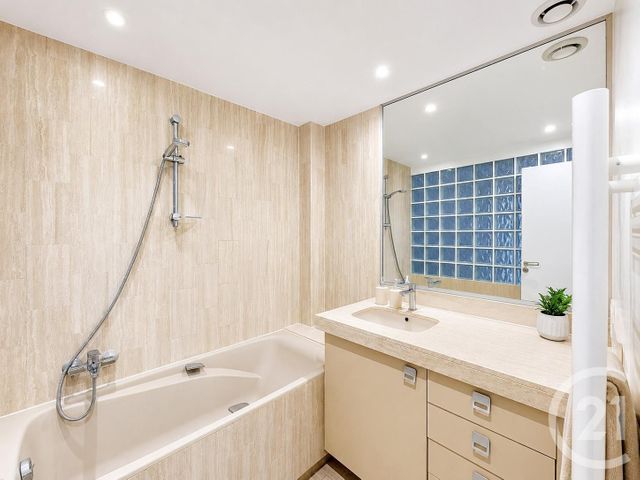 Appartement F3 à vendre - 3 pièces - 53.07 m2 - PARIS - 75014 - ILE-DE-FRANCE - Century 21 Porte D'Orléans