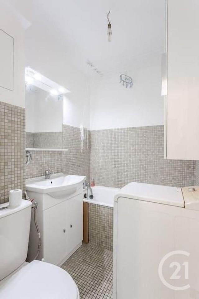 Appartement F1 à vendre - 1 pièce - 28.97 m2 - PARIS - 75014 - ILE-DE-FRANCE - Century 21 Porte D'Orléans