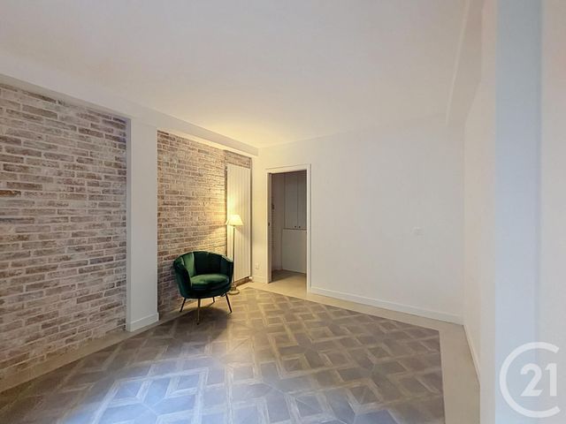 Appartement F2 à vendre - 2 pièces - 37.1 m2 - PARIS - 75013 - ILE-DE-FRANCE - Century 21 Porte D'Orléans