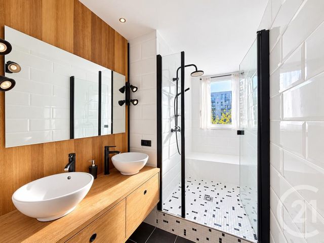 Appartement à vendre - 2 pièces - 52.84 m2 - PARIS - 75014 - ILE-DE-FRANCE - Century 21 Porte D'Orléans